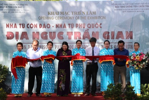 Opening the thematic exhibition "Con Dao Prison, Phu Quoc Prison - Earthly Hell"