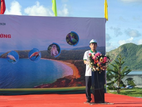 JOINING HANDS TO KEEP CON DAO ISLAND ENVIRONMENT GREEN-CLEAN-BEAUTIFUL