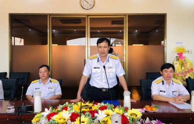 Bộ Tư Lệnh Vùng 2 Hải quân thăm và chúc tết tại Côn Đảo
