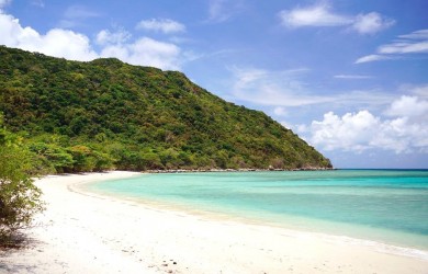 Hòn Bảy Cạnh Côn Đảo