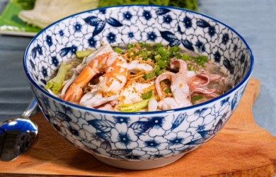 Thưởng thức Hủ Tiếu Mực – món ngon khó cưỡng tại Côn Đảo