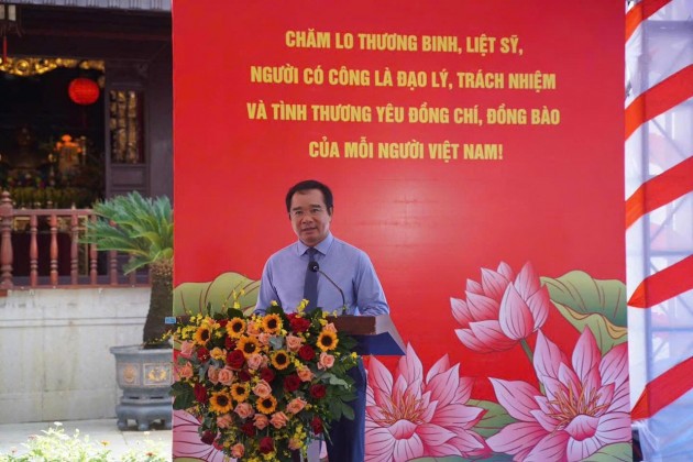 TP Hồ Chí Minh tri ân các anh hùng liệt sĩ tại Côn Đảo