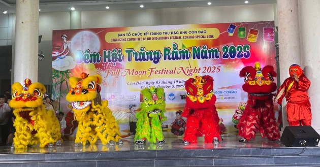 Rộn ràng “Đêm hội Trăng Rằm” năm 2025 tại Côn Đảo