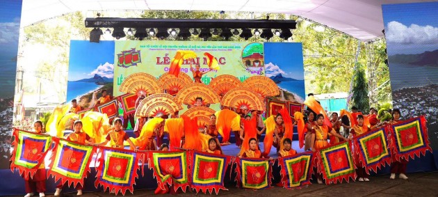 Đặc khu Côn Đảo tưng bừng khai mạc Lễ hội truyền thống Lễ giỗ Bà Phi Yến lần thứ 240