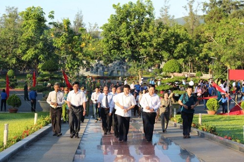 Hướng về Côn Đảo ngày Thương binh - Liệt sĩ