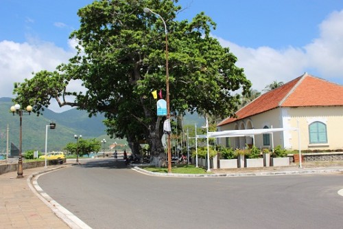 Điểm tham quan di tích nhà Công Quán - Côn Đảo