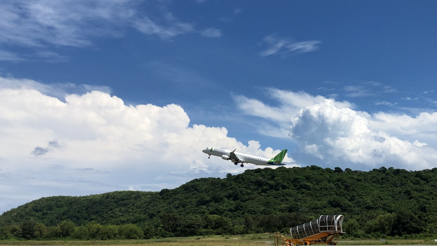 Bamboo Airways chính thức khai thác đường bay Cần Thơ-Côn Đảo