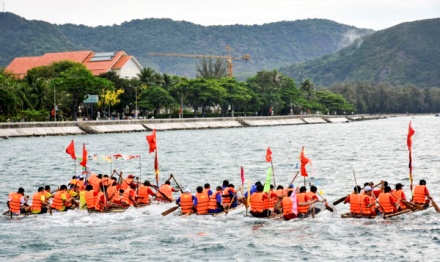 Hoạt động đua bè