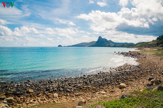 Không phải Đà Nẵng, Nha Trang hay Phú Quốc, đây mới là bãi biển được du khách nhận xét "Top 1 Việt Nam"