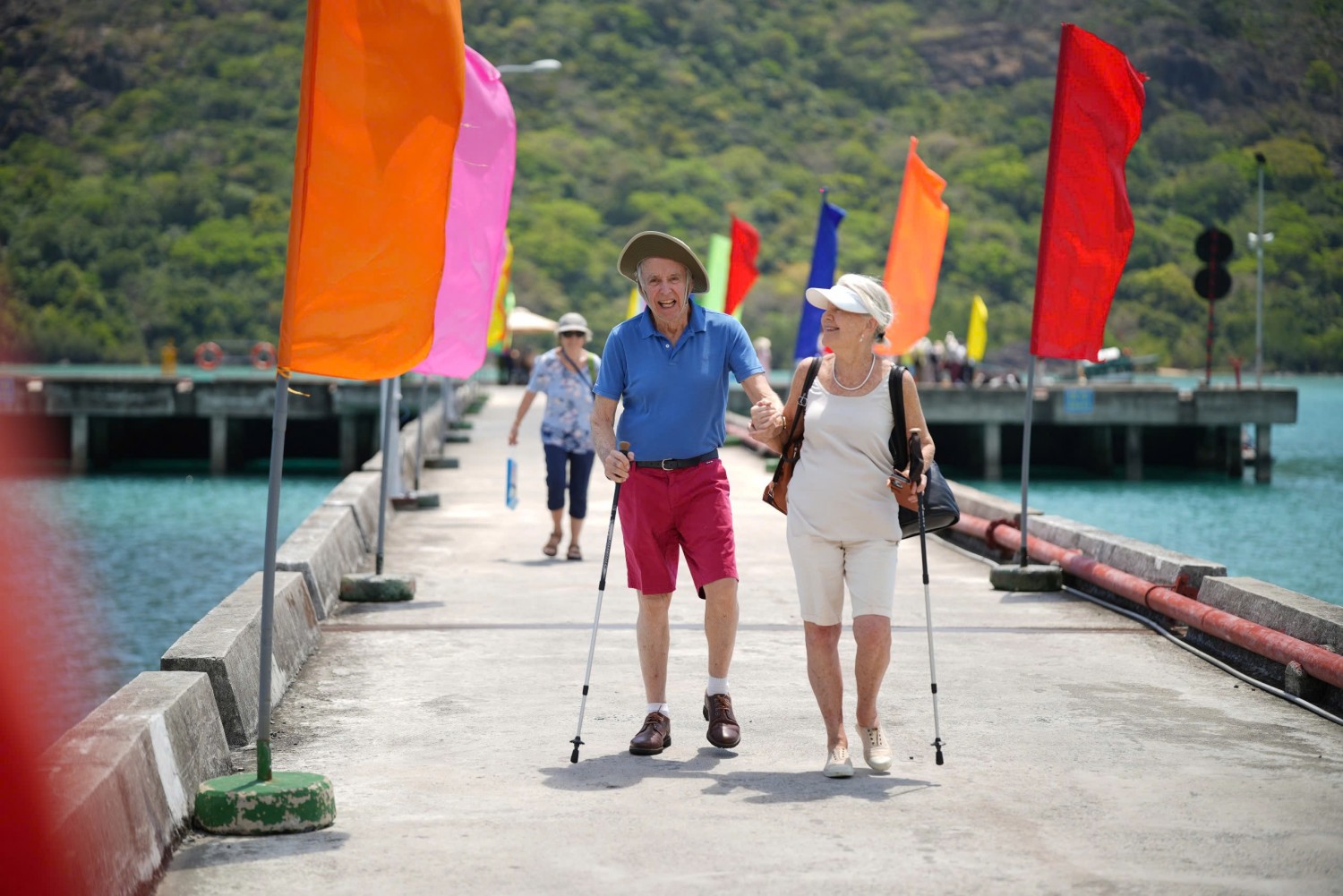 3773009901358f6bd624