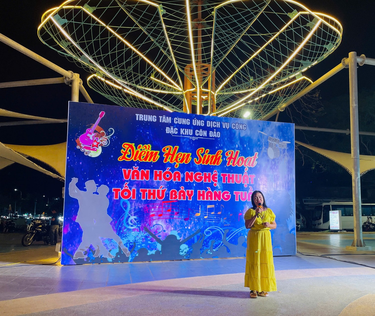 a94e2bcb99ac18f241bd