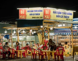 Chợ đêm Côn Đảo.jpg
